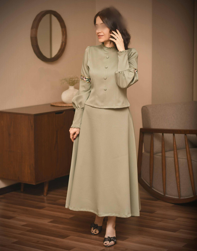 خرید شومیز و دامن دیبا جنس کرپ کجراه با خرجکار هندی شیراز